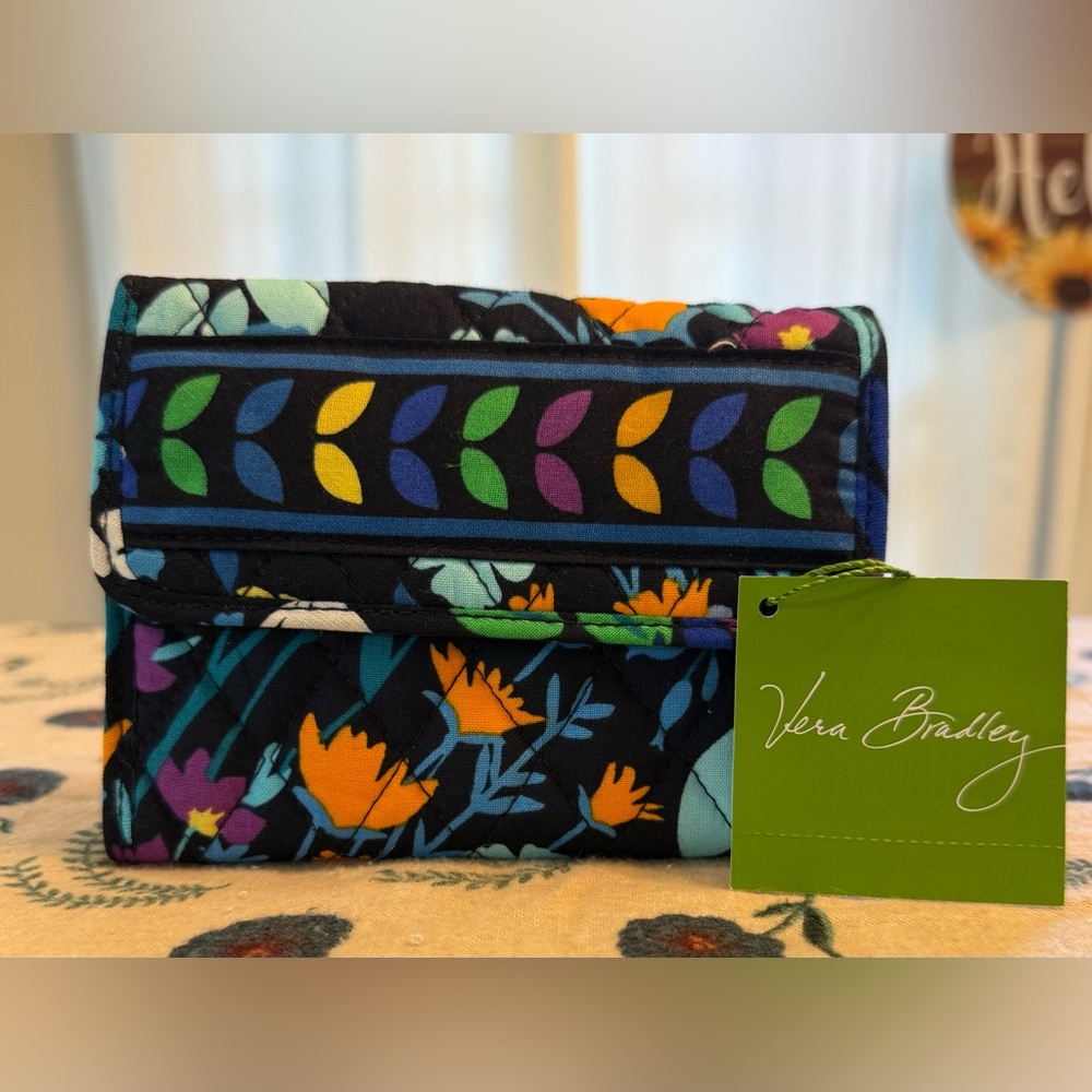 NWT Vera Bradley Euro Wallet in Midnight Blues Pattern - Picture 1 of 5